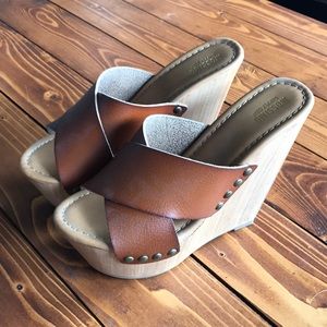 Mission wedge never worn